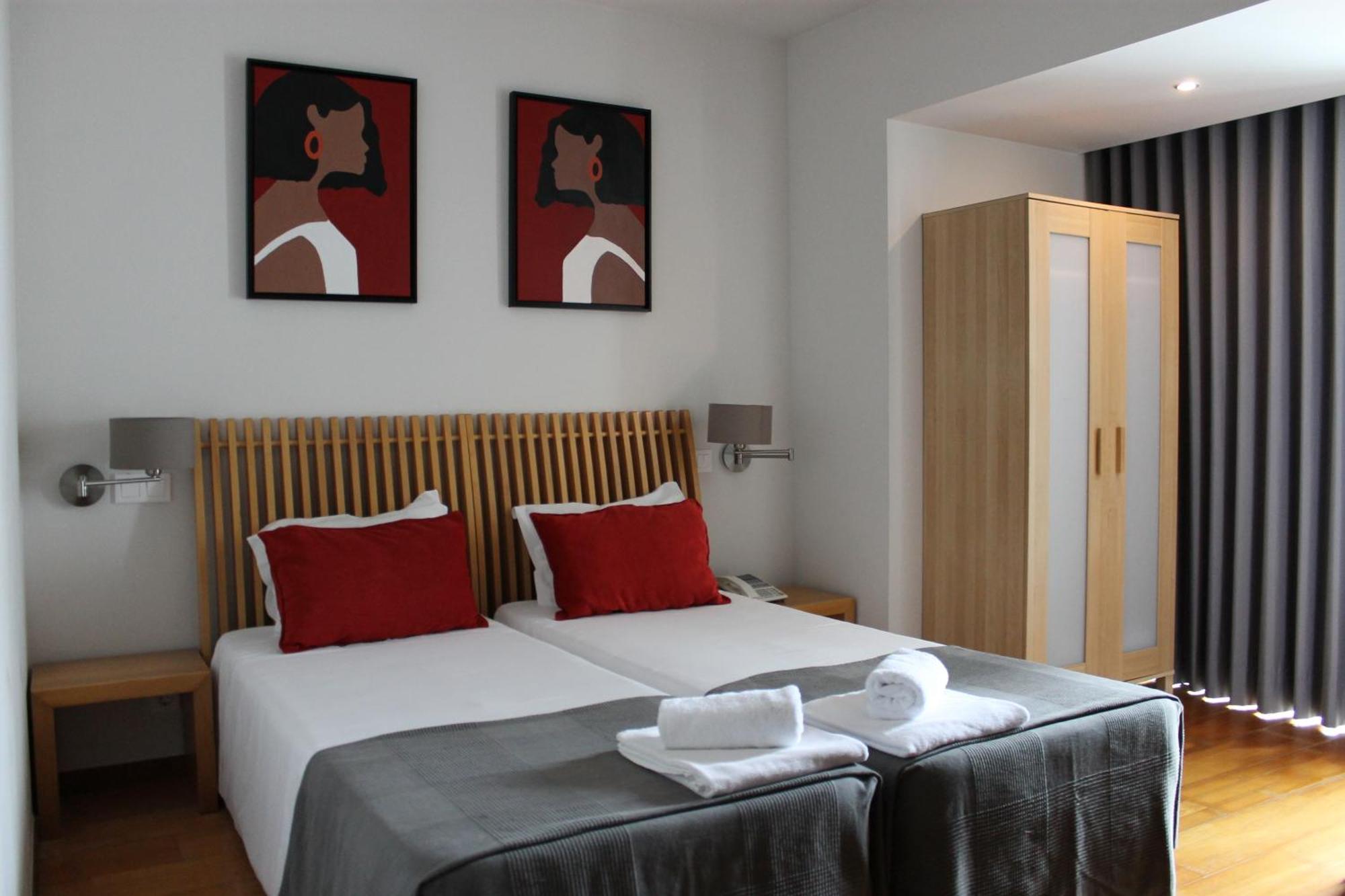 Hotel Paulo VI 리오마요르 외부 사진