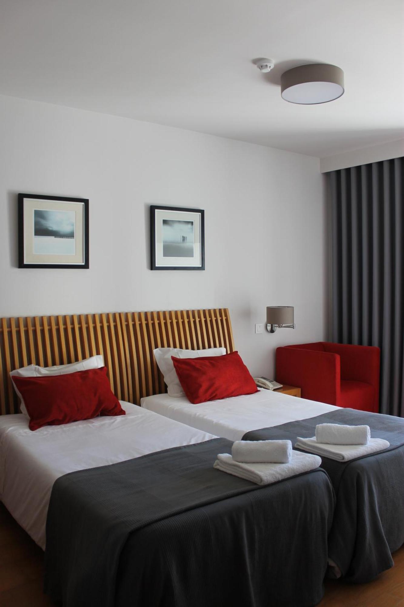 Hotel Paulo VI 리오마요르 외부 사진